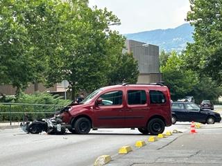 Teška nesreća u naselju Breka: Povrijeđeni motociklista prevezen u bolnicu