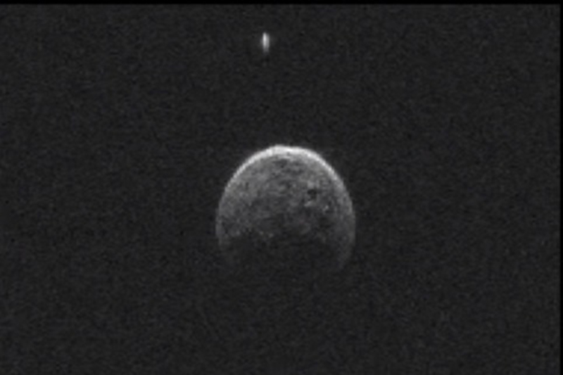 asteroid-mjesec