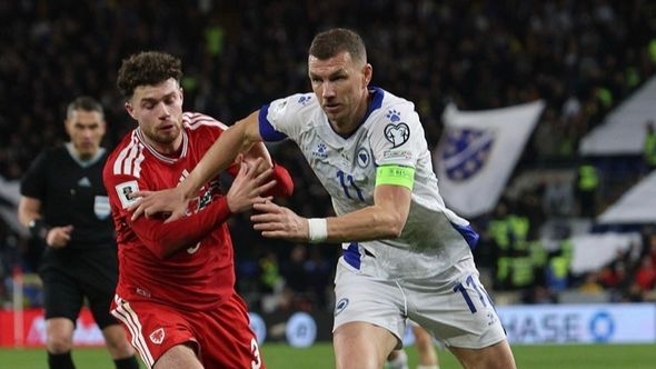 Bild otkrio tri opcije Edina Džeke nakon završetka sezone