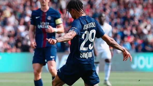 PSG dva puta vodio, pa se morao zadovoljiti samo bodom na svom terenu
