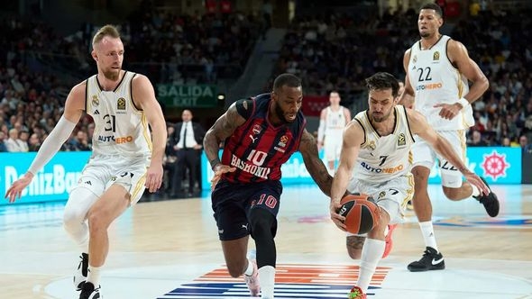 Real deklasirao Baskoniju i poveo u seriji: Musa prvo ime susreta