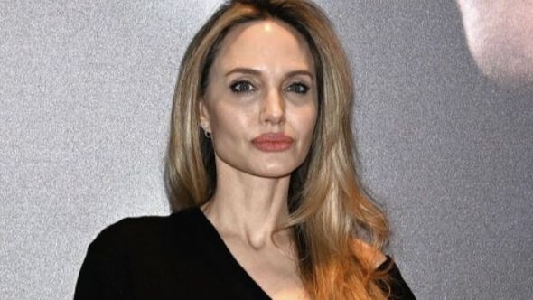 Anđelina Đoli tvrdi da nije bila u vezi od razvoda s Bredom Pitom