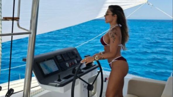Bivši momak joj poklonio jahtu, ona lagala da je od bake: Sandra Afrika uživa u luksuzu