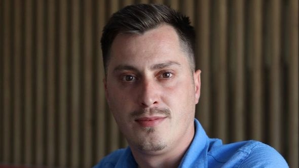 Mirza Omerović, ekonomista: Volio bih živjeti u svijetu u kojem se djeca ne liječe SMS porukama