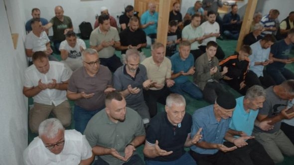 Dani Ajvatovice: Upriličen tradicionalni mevludski program i zikr