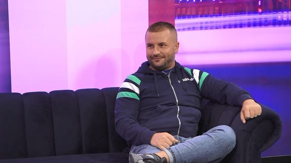 Glumac Adis Omerović o ženskoj ulozi: Nisam nikada stajao u štiklama, to mi je bilo najteže