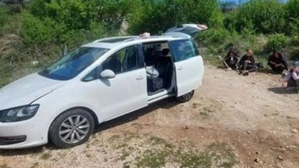 Akcija policije BiH i Hrvatske: Dvoje uhapšenih zbog krijumčarenja migranata