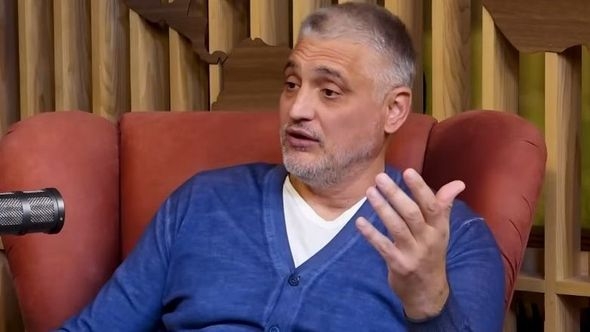 Čedu Jovanovića tužilaštvo tereti za nasilničko ponašanje: "Zveknuo sam ga rukom i udario stolicom"