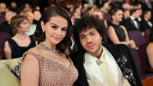 Holivud u znaku ljubavi: Raskošnom večerom počela svadbena ceremonija Selene Gomez i Benija Blanka