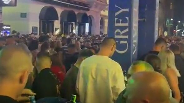 Video / Ludnica u gradu prve noći Sarajevo Film Festivala
