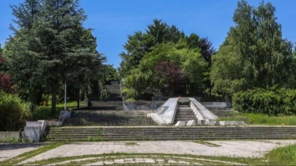 "Avaz" saznaje: Pucnjava u parku Vraca, jedna osoba ranjena