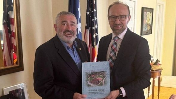Monografija Medrese "Osman-ef. Redžović" stigla do Vašingtona prije zvanične promocije u BiH