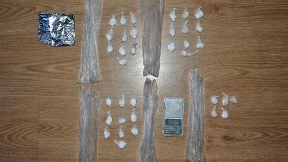 Uhapšen diler koji je zaposlen kao domar u osnovnoj školi