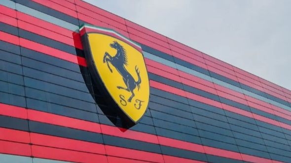 Rat usporava trgovinu luksuznim automobilima