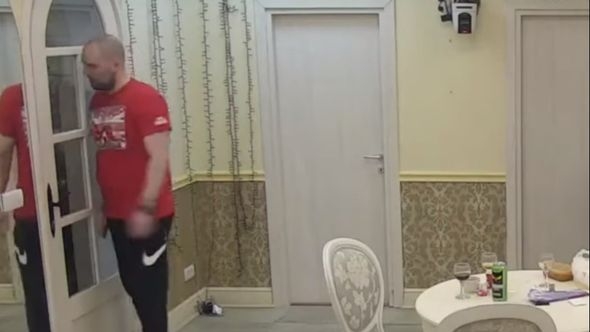 Zvezdan se zaletio kroz vrata: Lomio sve ispred sebe