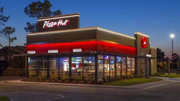 Umjetna inteligencija preuzela posao u Pizza Hutu: Dostavljaju hladne pice, a šteta je desetine miliona dolara