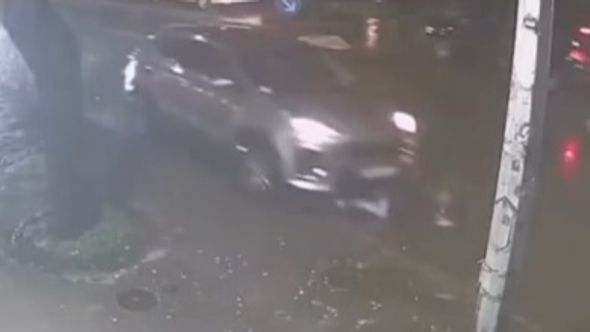 Uznemirujući snimak / Užas u bh. gradu: Djevojčicu na pješačkom pregazila automobilom