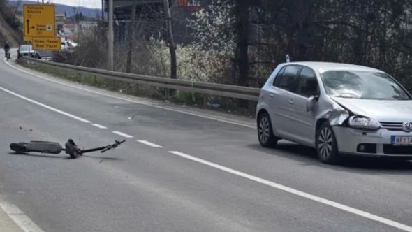 Užas kod Novog Pazara: Djevojčica poginula nakon sudara automobila i romobila