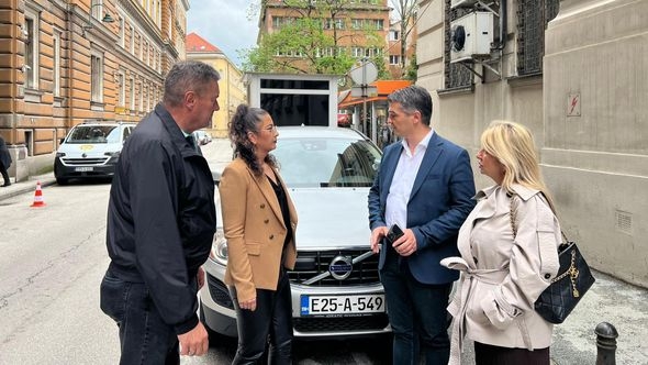 Ismet Porobić osuđen na godinu zatvora zbog napada na Nives Arnautović, izrečena i zabrana prilaska

