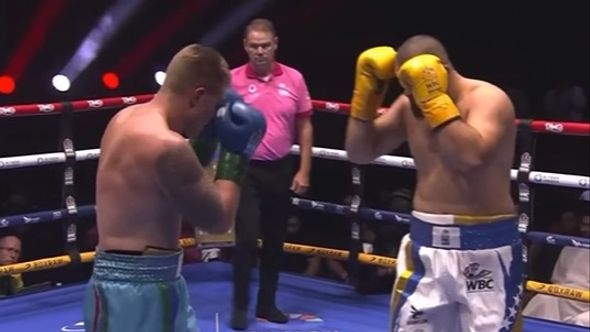 Ahmed Krnjić pobijedio Keatona Gomeza i plasirao se u veliko finale! 