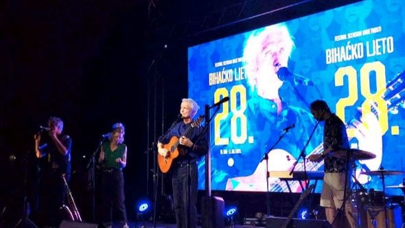 Koncertom Darka Rundeka otvoreno 28. Bihaćko ljeto