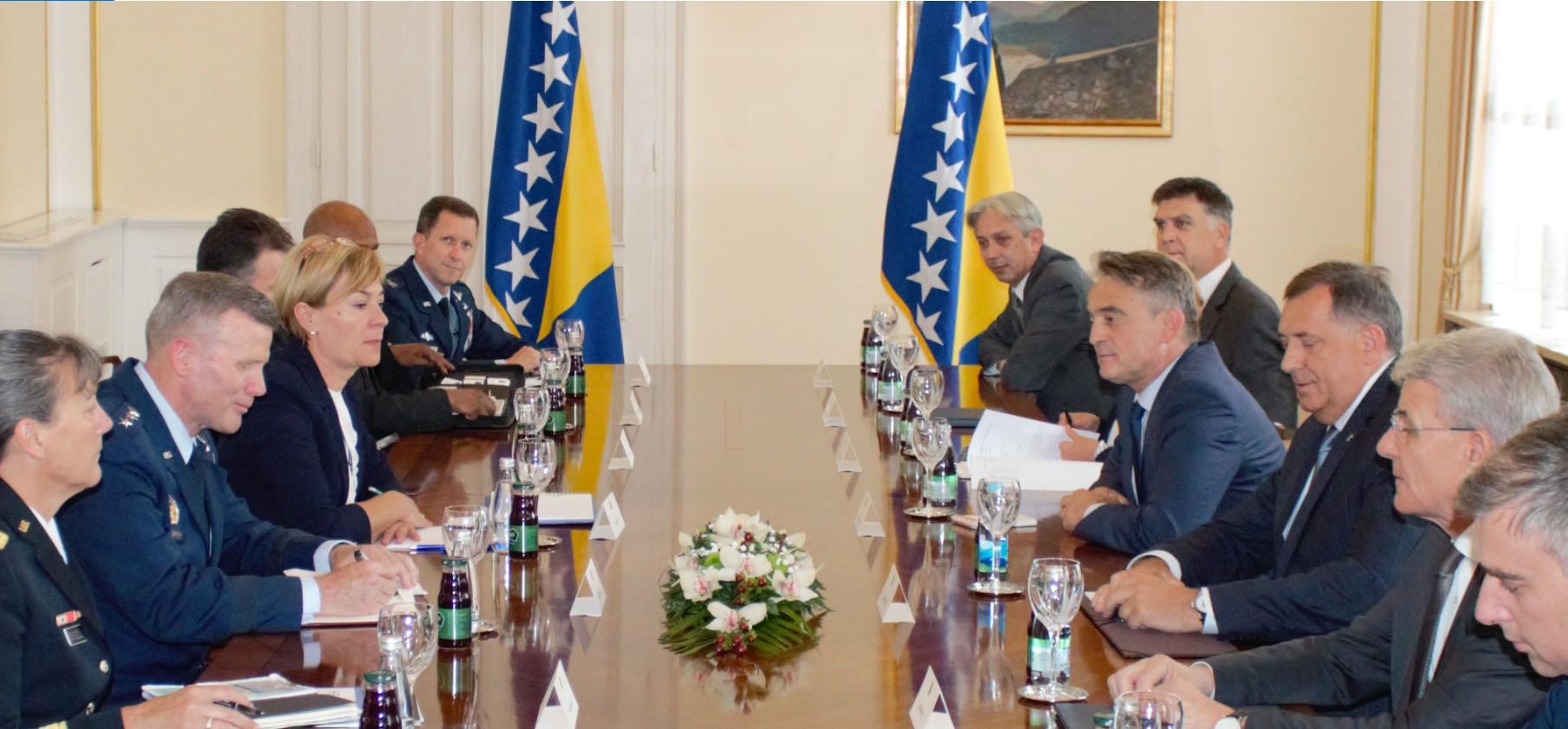 Dodik, Komšić i Džaferović ugostili generala Toda Voltersa