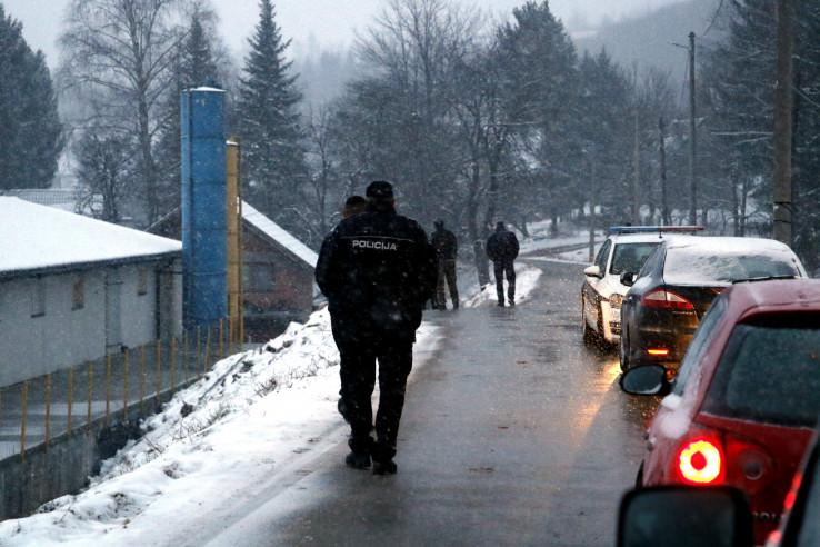 Policija na uviđaju u Resniku - Avaz