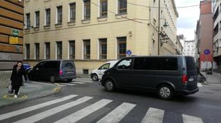 Video / Osumnjičeni za ubistvo Šveđanina na Stupu dovedeni u Sarajevo pod jakim obezbjeđenjem