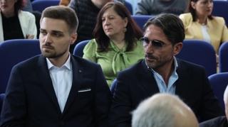 Porodica ubijene Amre Kahrimanović prisustvuje sjednici Skupštine TK