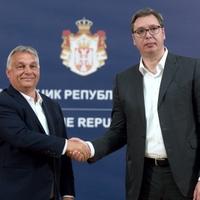 Orban čestitao Vučiću na pobjedi na izborima