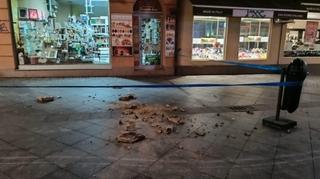 Foto + video / Haos u Zenici nakon zemljotresa, u centru grada se srušila fasada