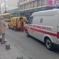 Drama u centru Sarajeva: Udario ženu vozilom kod Centralne banke pa mu pozlilo