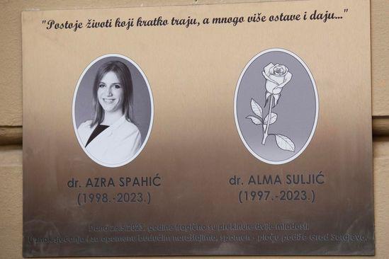 Azra Spahić i Alma Suljić - Avaz