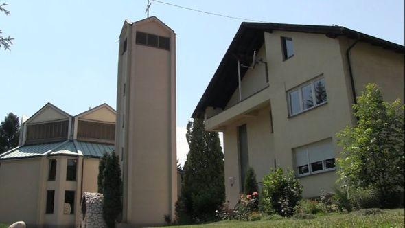Crkva Svetog Petra i Pavla  - Avaz