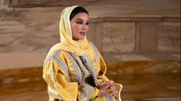 Koja je tajna ljepote Šeike Moze bint Naser: U sedmoj deceniji izgleda mlađe čak i od svoje kćerke