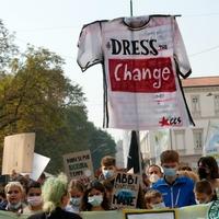 Studenti u Italiji marširali kako bi skrenuli pažnju na klimatske promjene