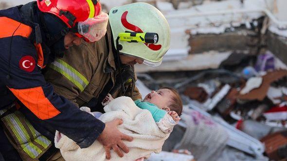 Šestomjesečna beba preživjela zemljotres - Avaz