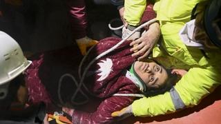 Ispod ruševina spašeni dijete i žena nakon 68 sati od zemljotresa