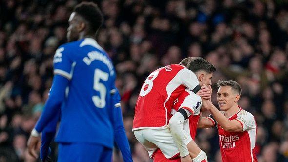Arsenal potopio Čelzi i vratio se na vrh tabele